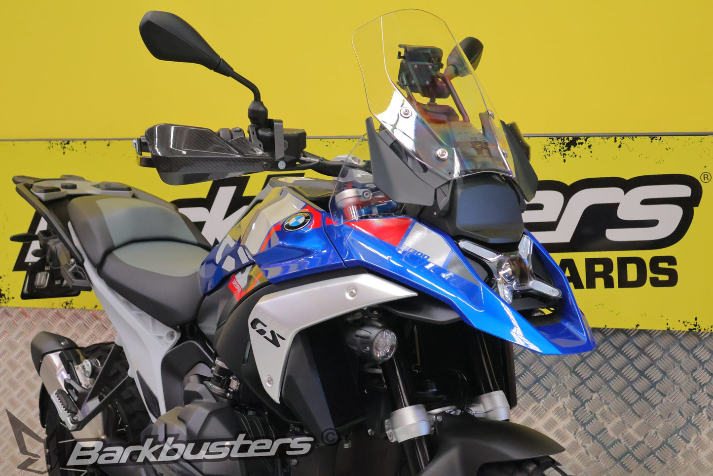 Barkbusters Hardware kit (Black) - Two Point Mount:
BMW R 1300 GS ('24 on), GS ADVENTURE ('25 on), GS TROPHY ('24 on), GS SDVENTRE TROPHY ('25 on),GS TRIPLE BLACK ('24 on), GS ADVENTURE TRIPLE BLACK ('25 on), GS TROPHY X ('24 on), GS ADVENTURE TROPHY X ('