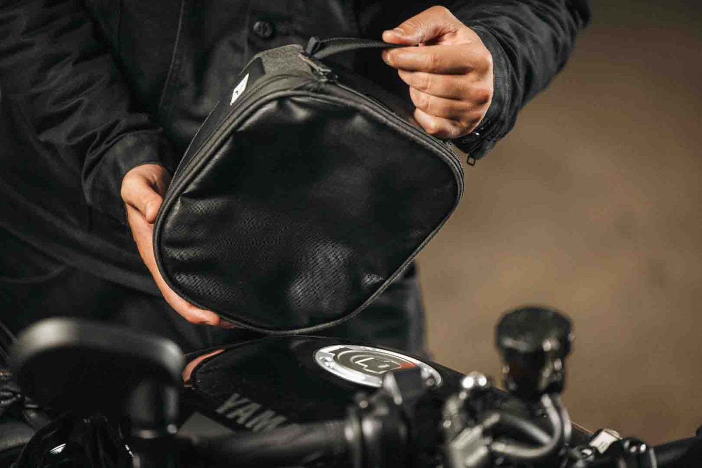 SW-Motech Legend Gear magnetic tank bag LT3