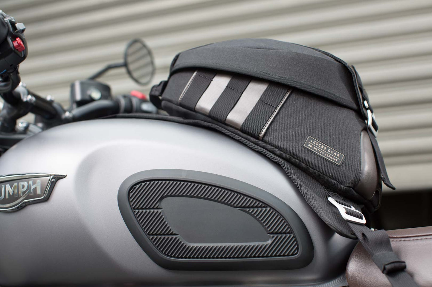 SW-Motech Legend Gear strap tank bag LT2