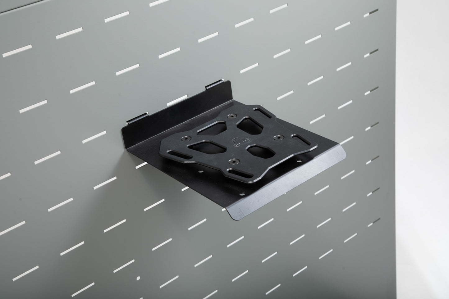 SW-Motech Fixture for sales display