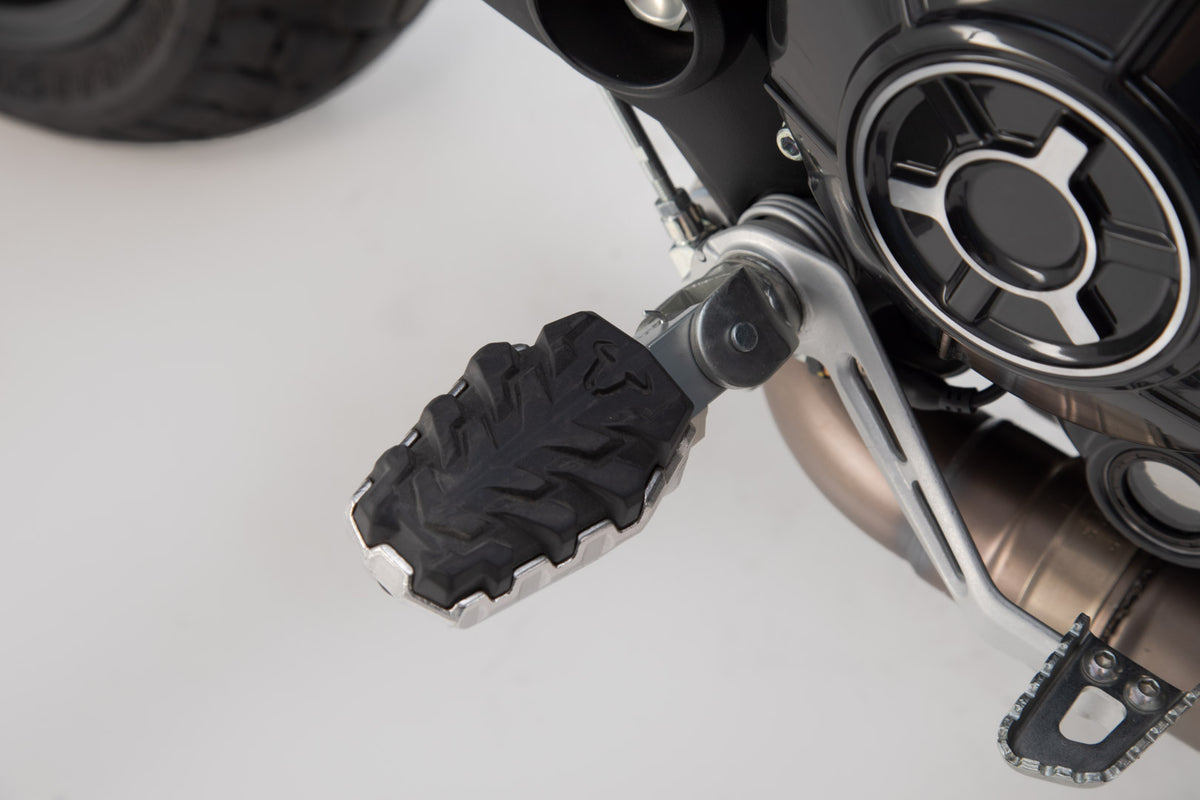 SW-Motech EVO footrest kit