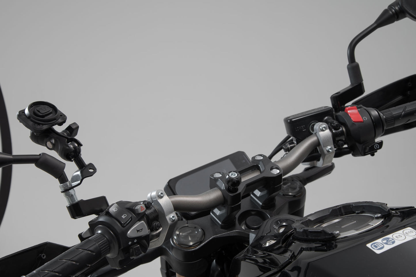SW-Motech Universal GPS mount kit with T-Lock