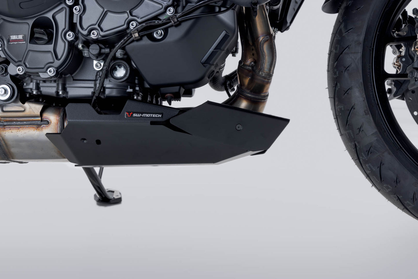 Front spoiler