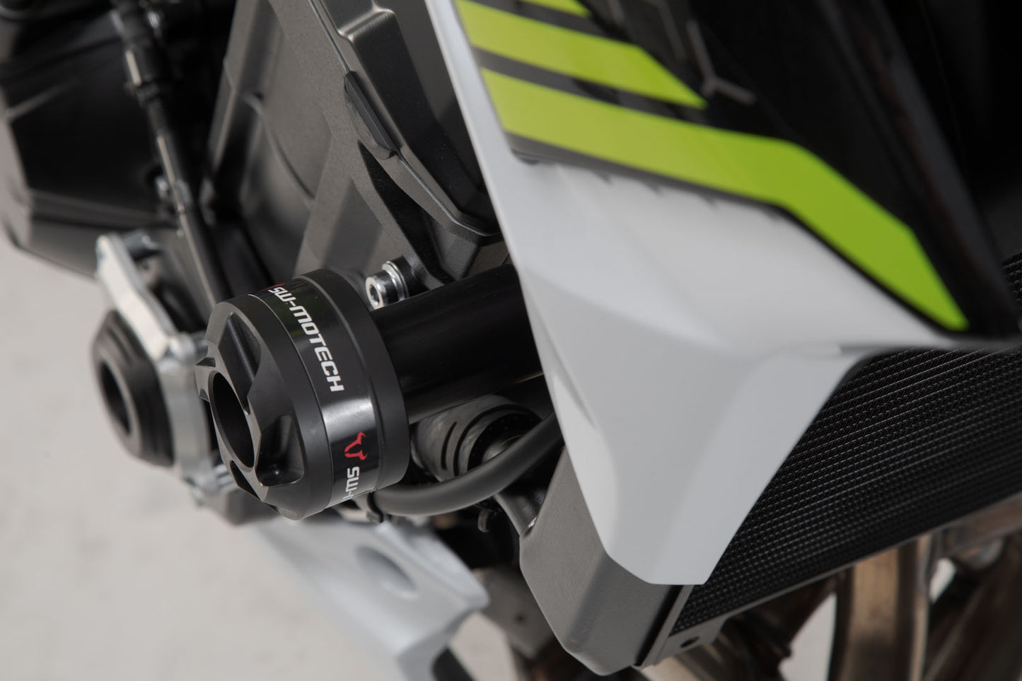 Frame slider kit
