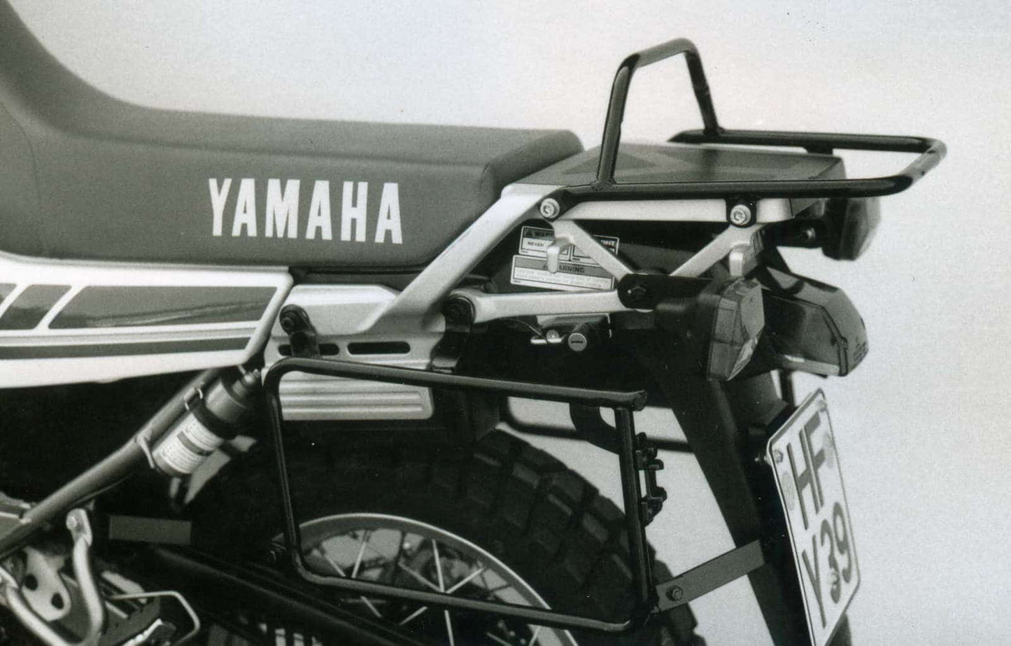 Hepco & Becker Topcase carrier tube-type black for Yamaha XTZ 660 Ténéré (1991-1999)
