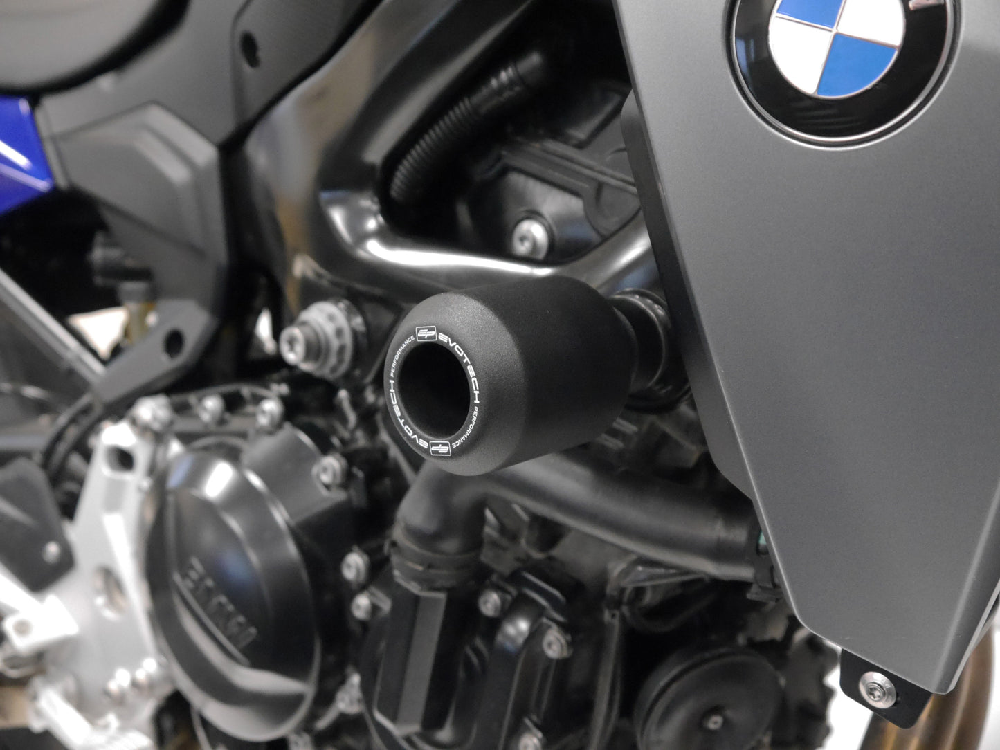 Evotech Crash Bobbins - BMW F 900 R (2020 - 2024)