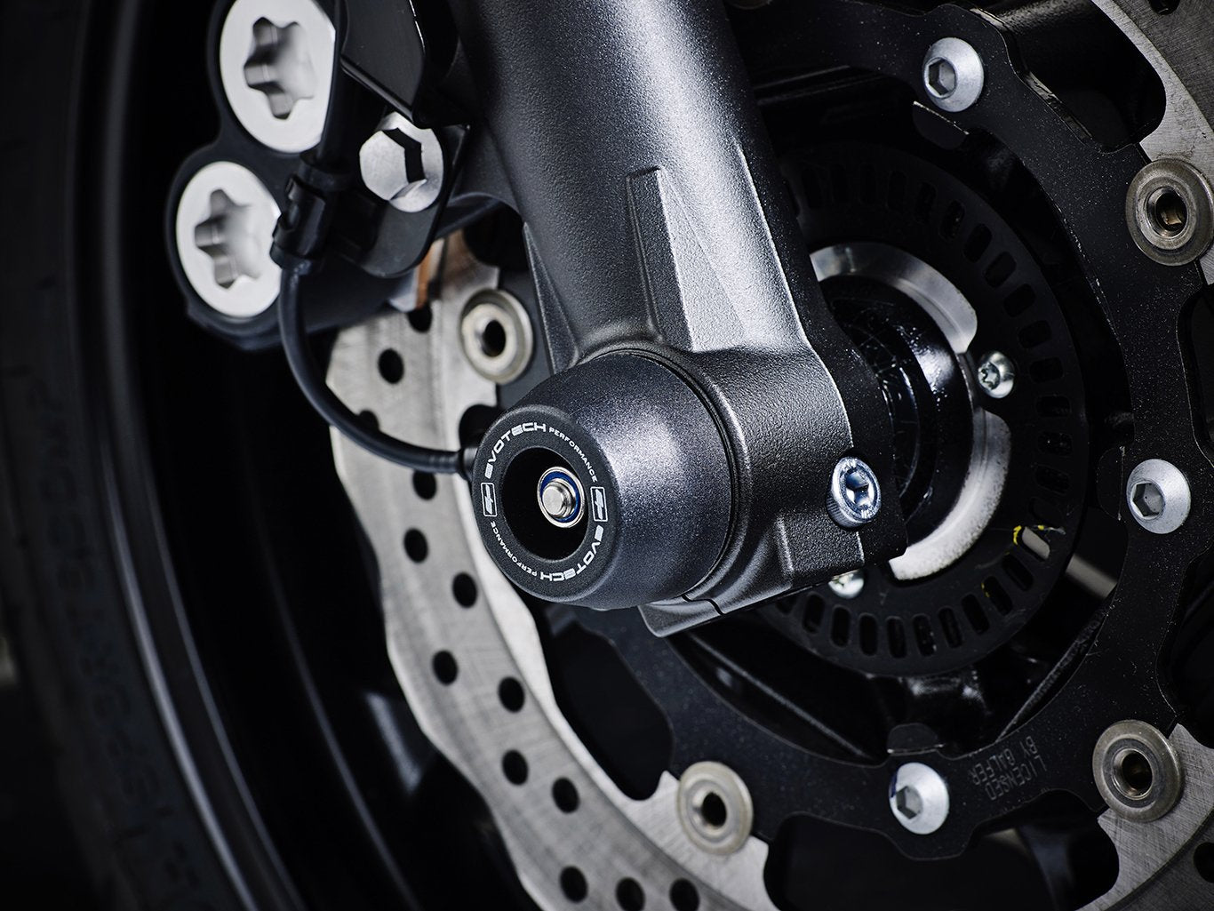 Evotech Front Spindle Bobbins - Yamaha FZ-07 (2018 - 2020)