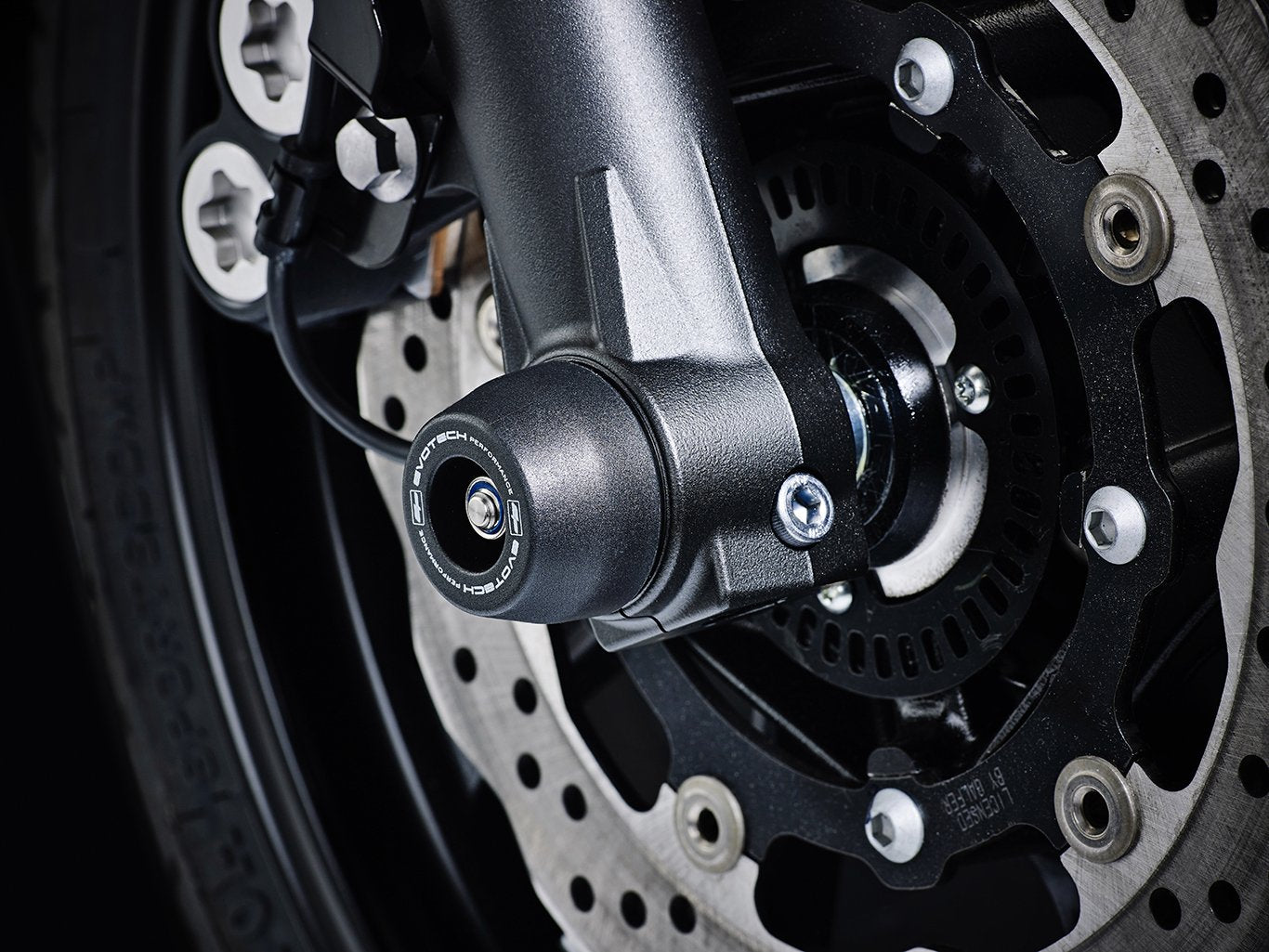 Evotech Front Spindle Bobbins - Yamaha FZ-07 (2018 - 2020)