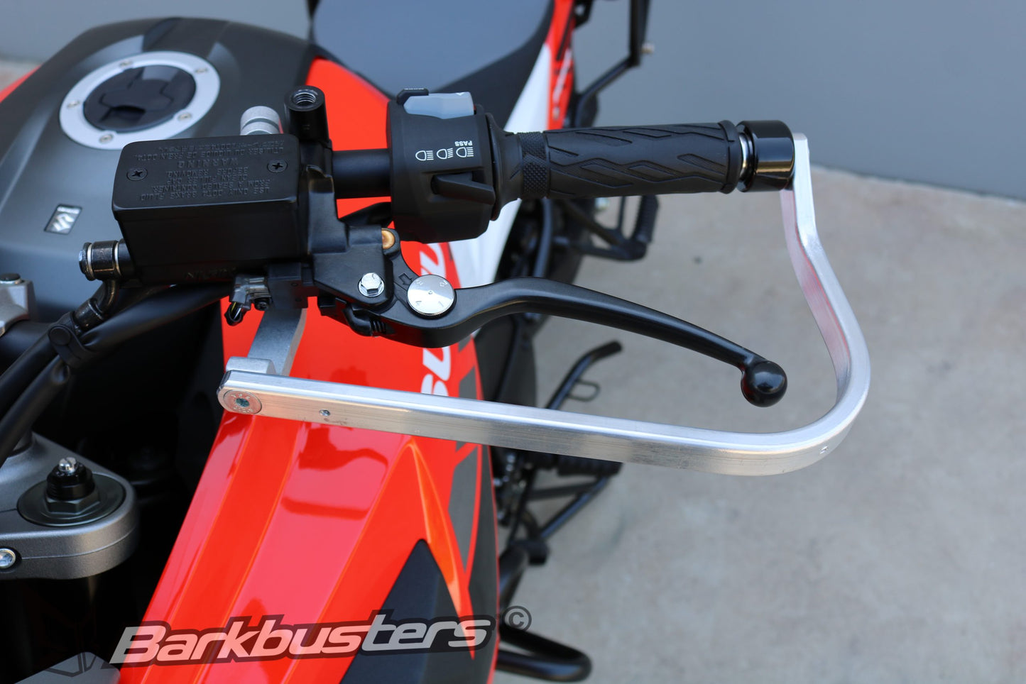 Barkbusters Hardware Kit - Two Point Mount: 
SUZUKI DL250 ('17 on) & DL1050/1050XT V-STROM ('20 on)