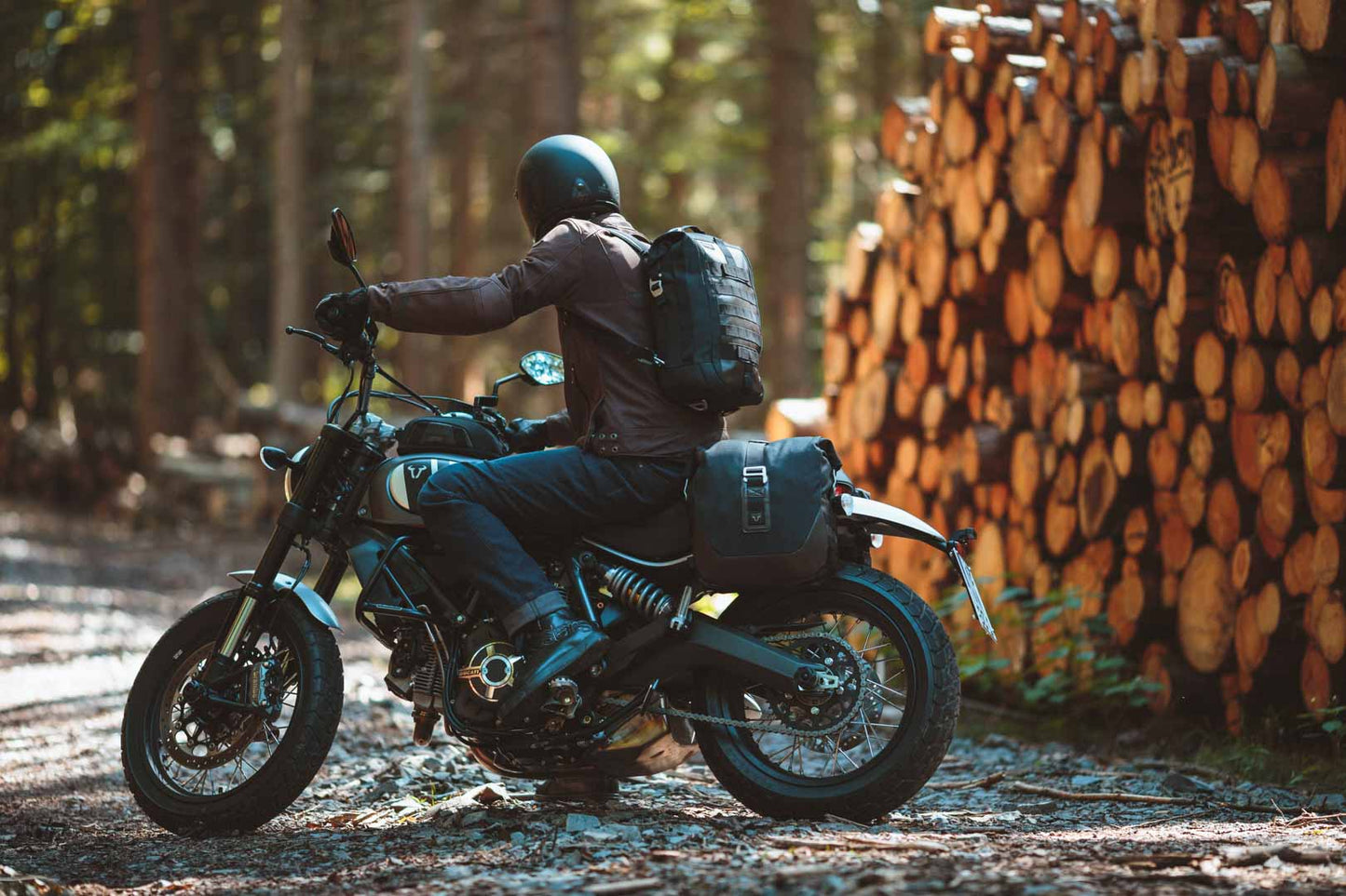 SW-Motech Legend Gear tail bag LR1