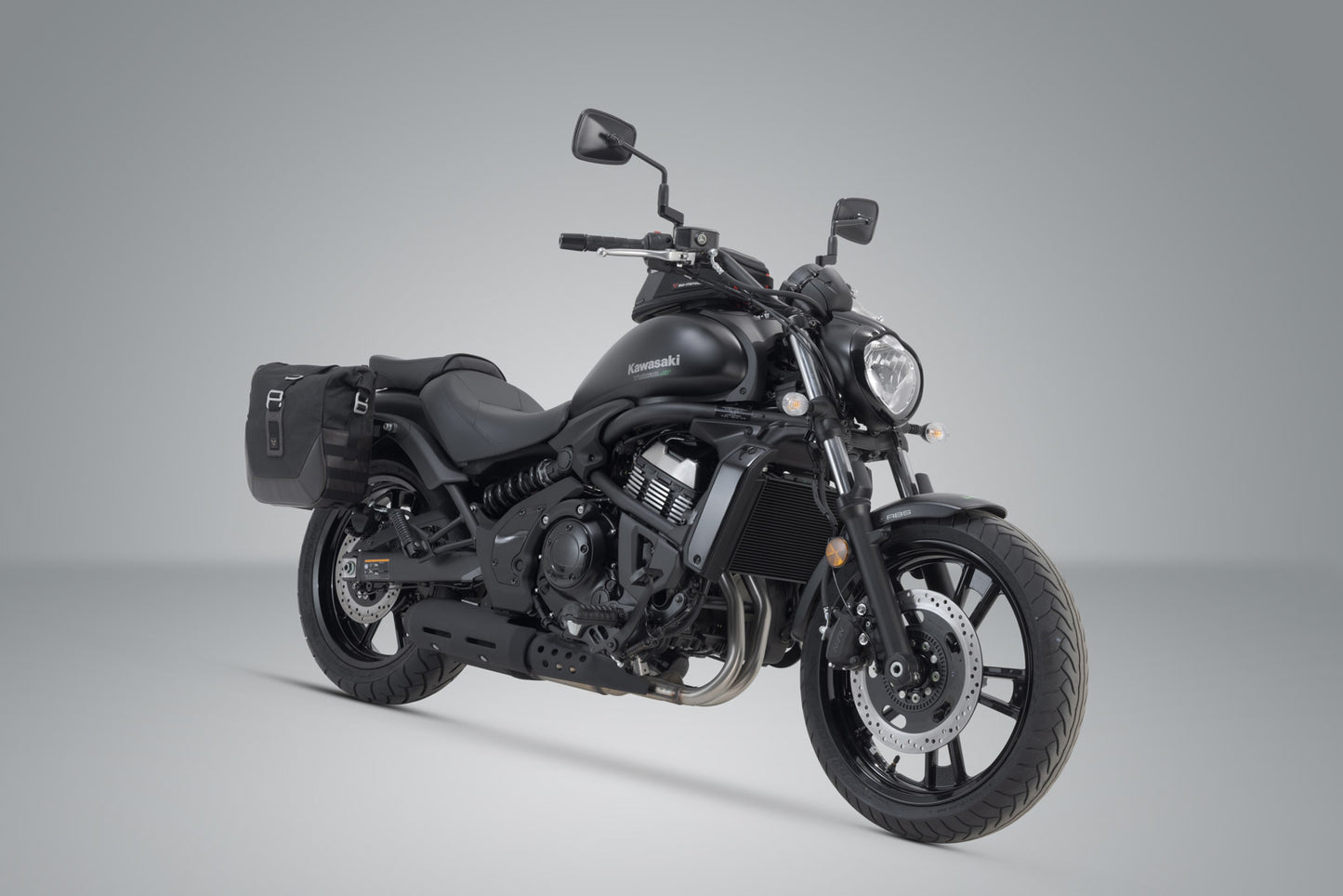 SW-Motech Legend Gear side bag system LC