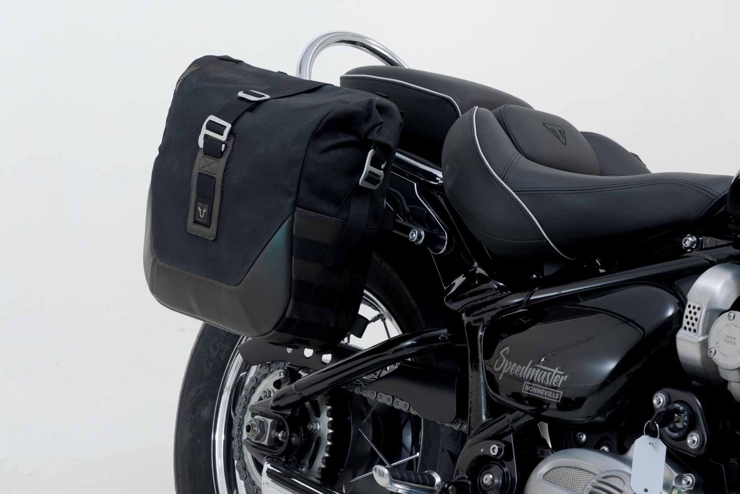 SW-Motech Legend Gear side bag system LC