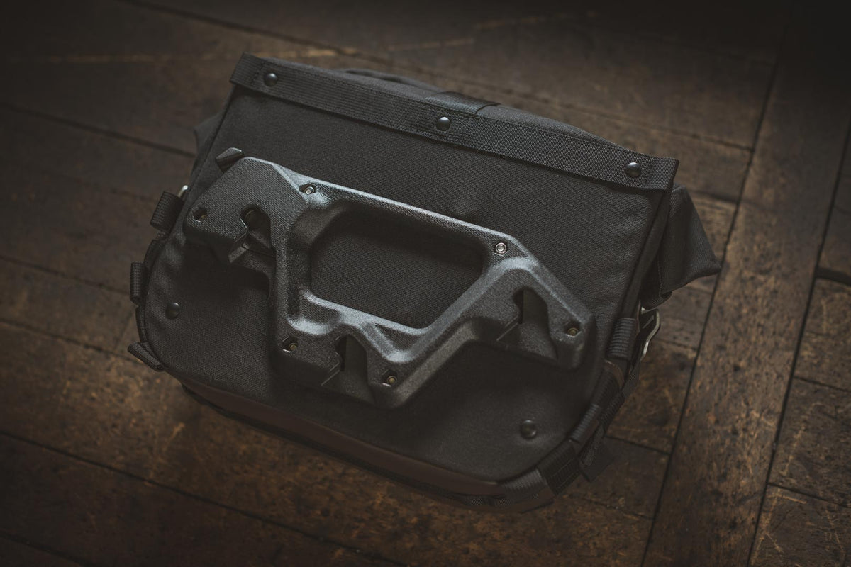 SW-Motech Legend Gear side bag system LC