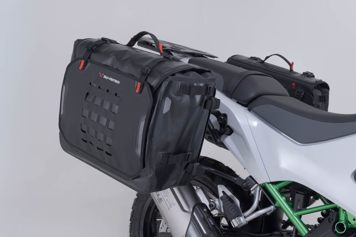 SW-Motech SysBag WP L/L system for Akrapovic