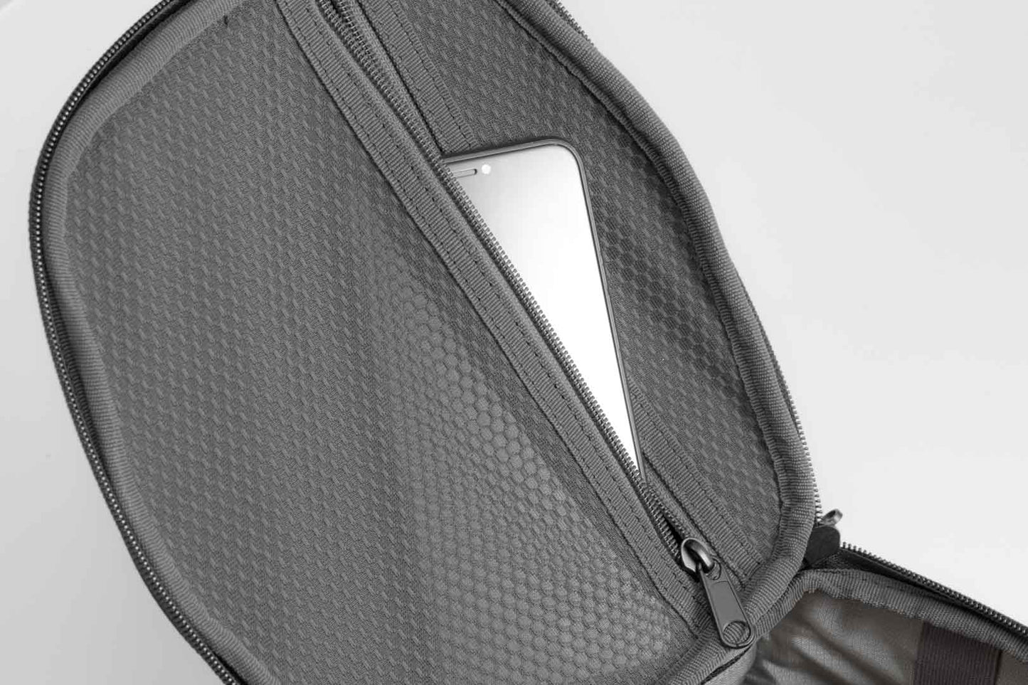 SW-Motech PRO Engage tank bag