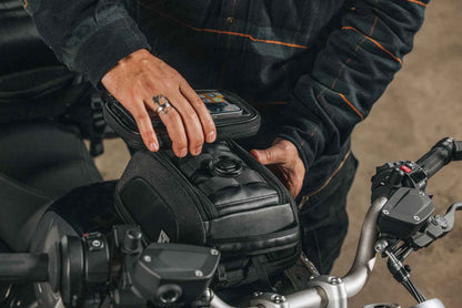 SW-Motech Legend Gear smartphone bag LA11