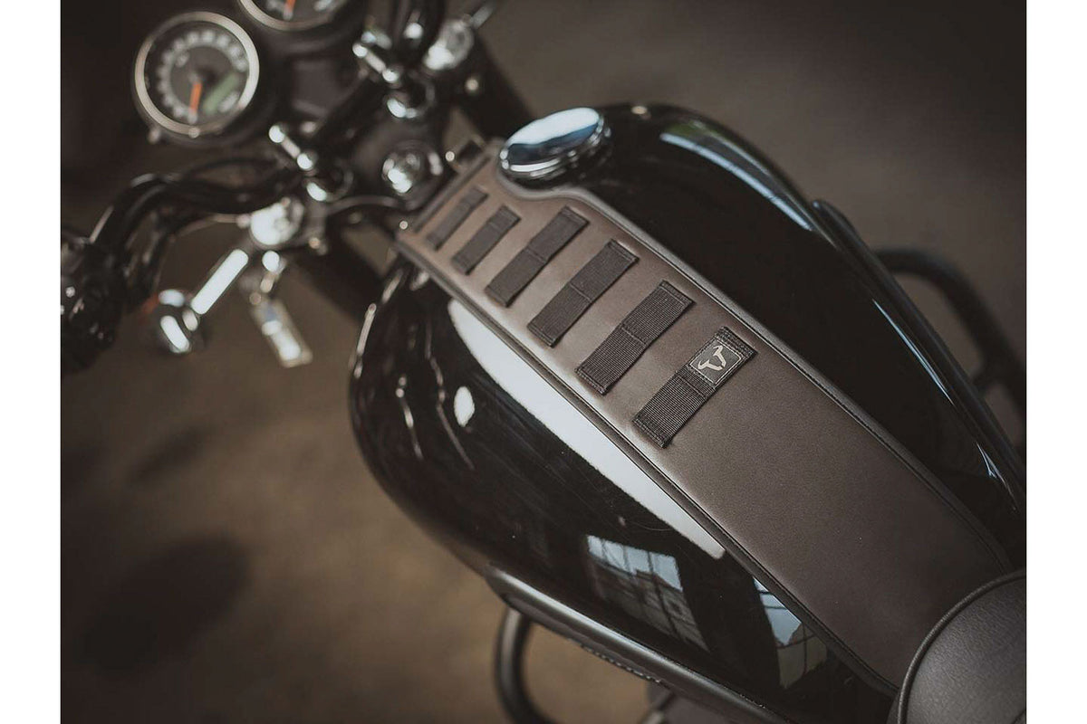 SW-Motech Legend Gear tank strap set
