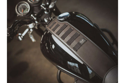 SW-Motech Legend Gear tank strap set
