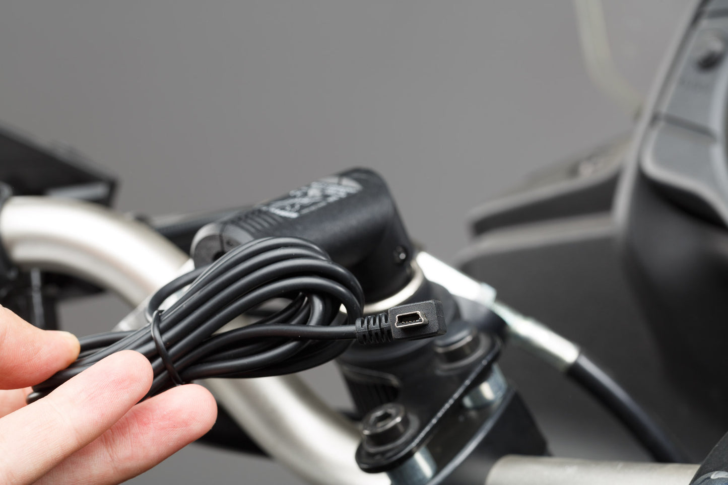 SW-Motech Mini USB charge lead