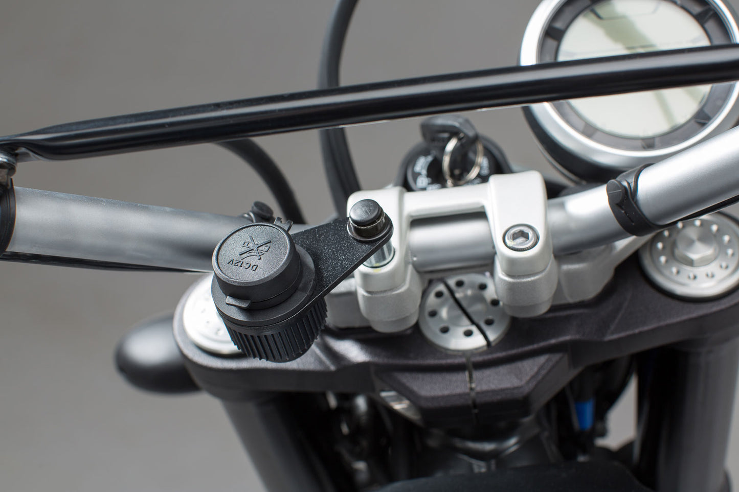 SW-Motech Cigarette lighter socket bracket M8