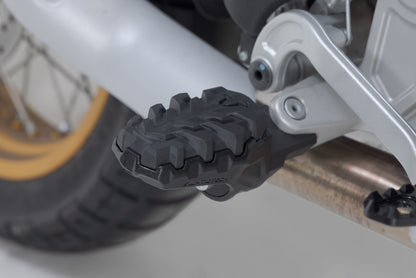 SW-Motech EVO footrest kit