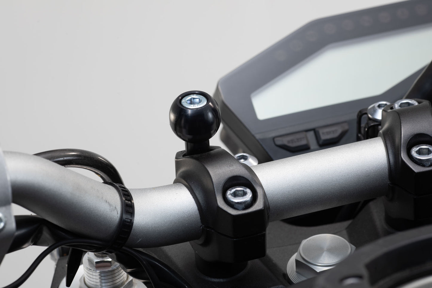SW-Motech Universal X-Grip-Kit for large smartphones