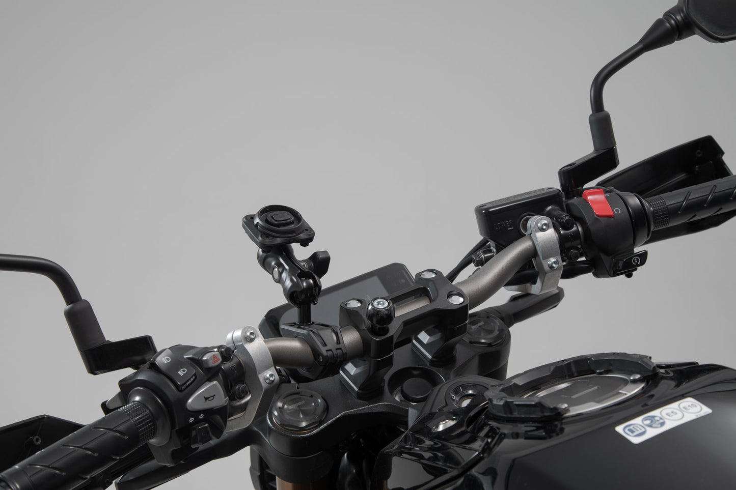 SW-Motech Universal GPS mount kit with Phone Case