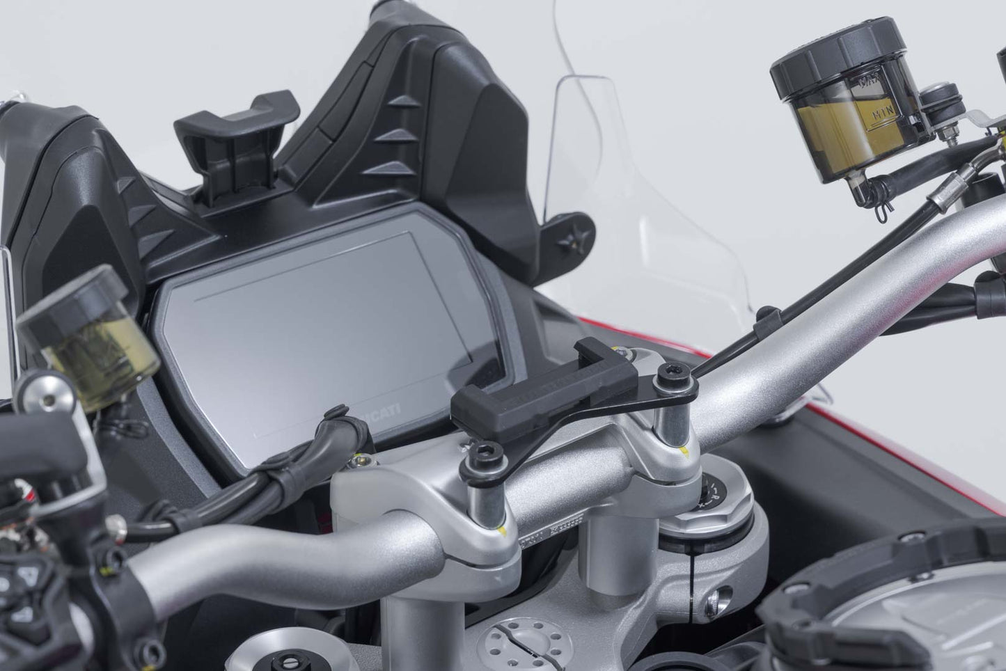 SW-Motech GPS mount on the handlebar