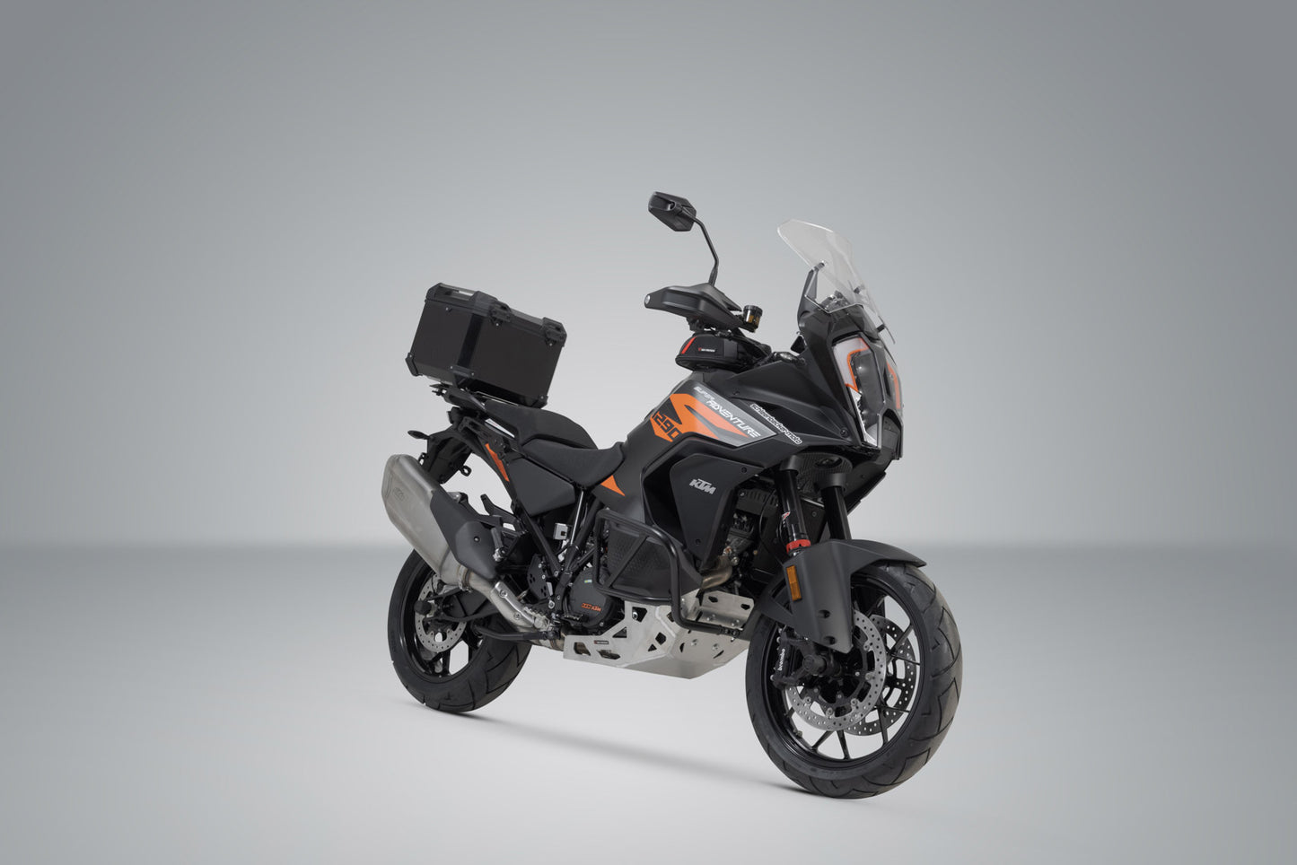 SW-Motech TRAX ADV top case system
