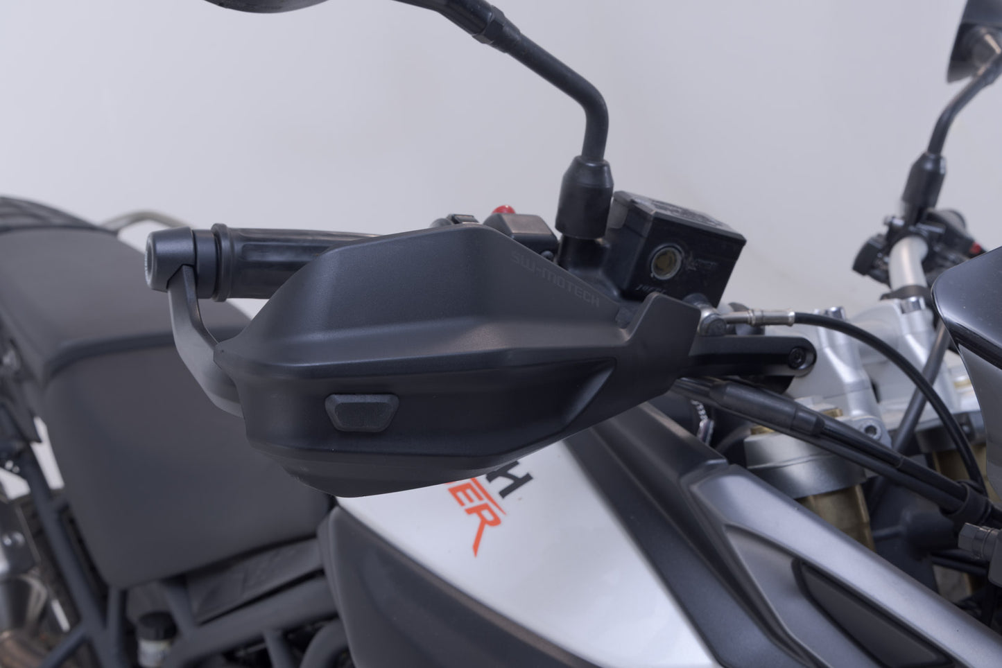 SW-Motech Adventure handguard kit