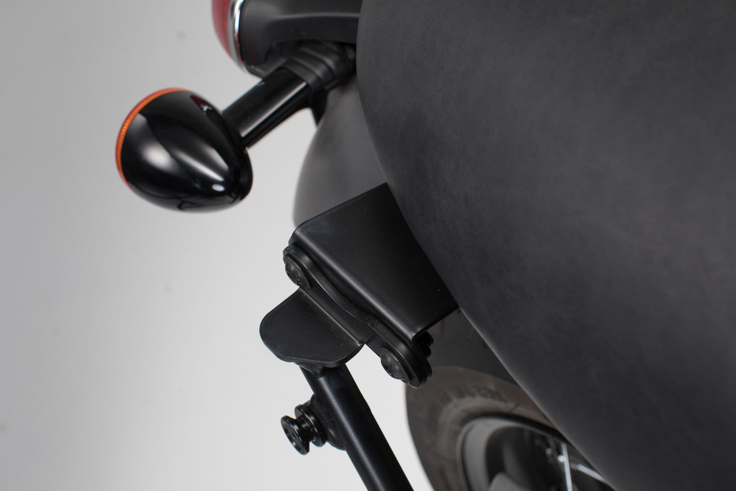 SW-Motech Adapter for SLC + V-LOC side carrier right