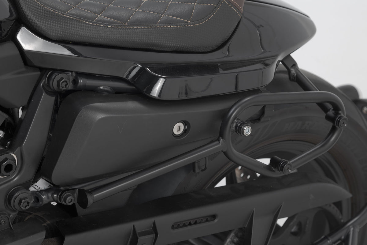 SW-Motech Legend Gear side bag system LC
