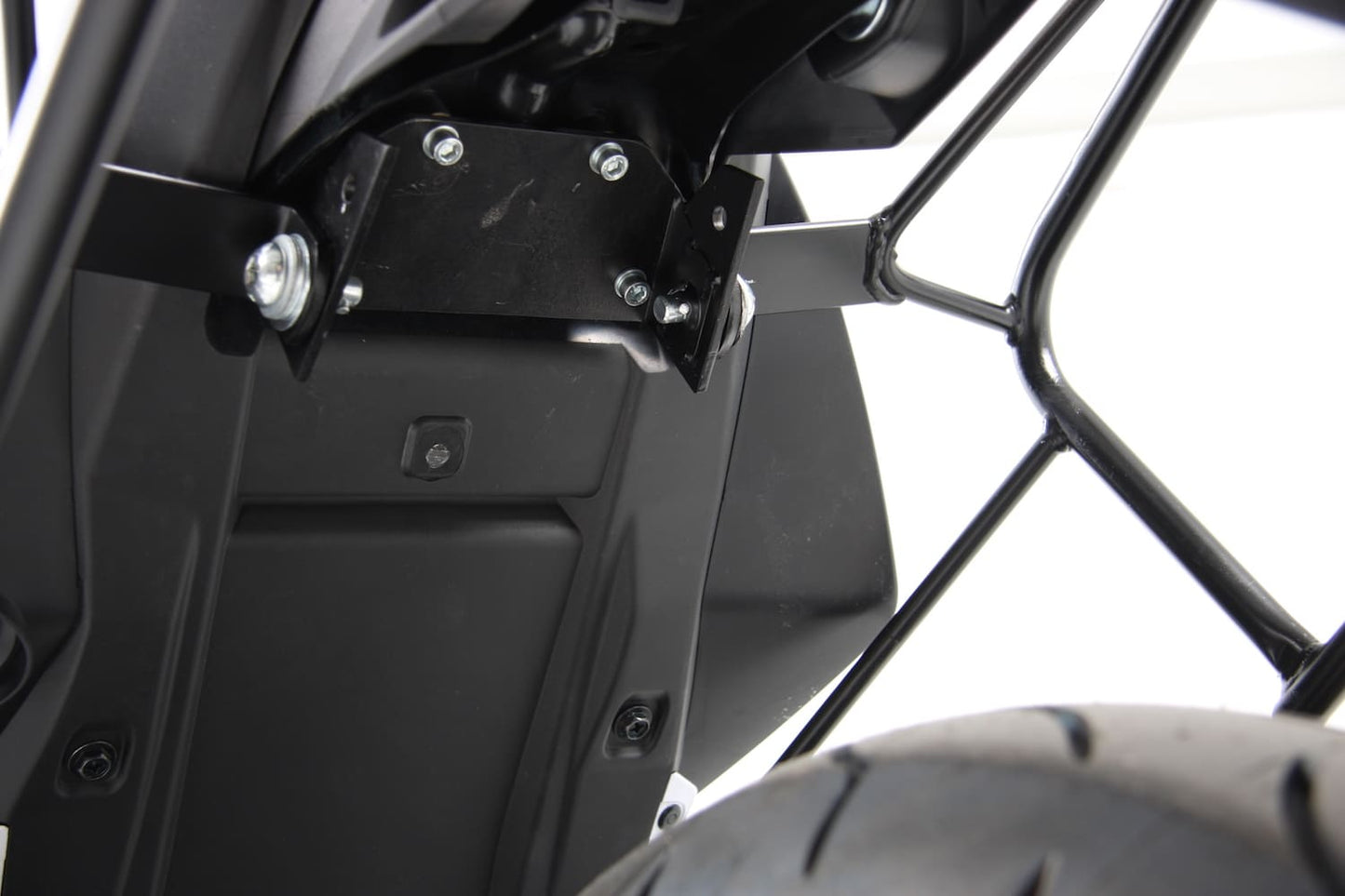 Hepco & Becker Sidecarrier Lock-it black for Suzuki GSR 750 (2011-2016)
