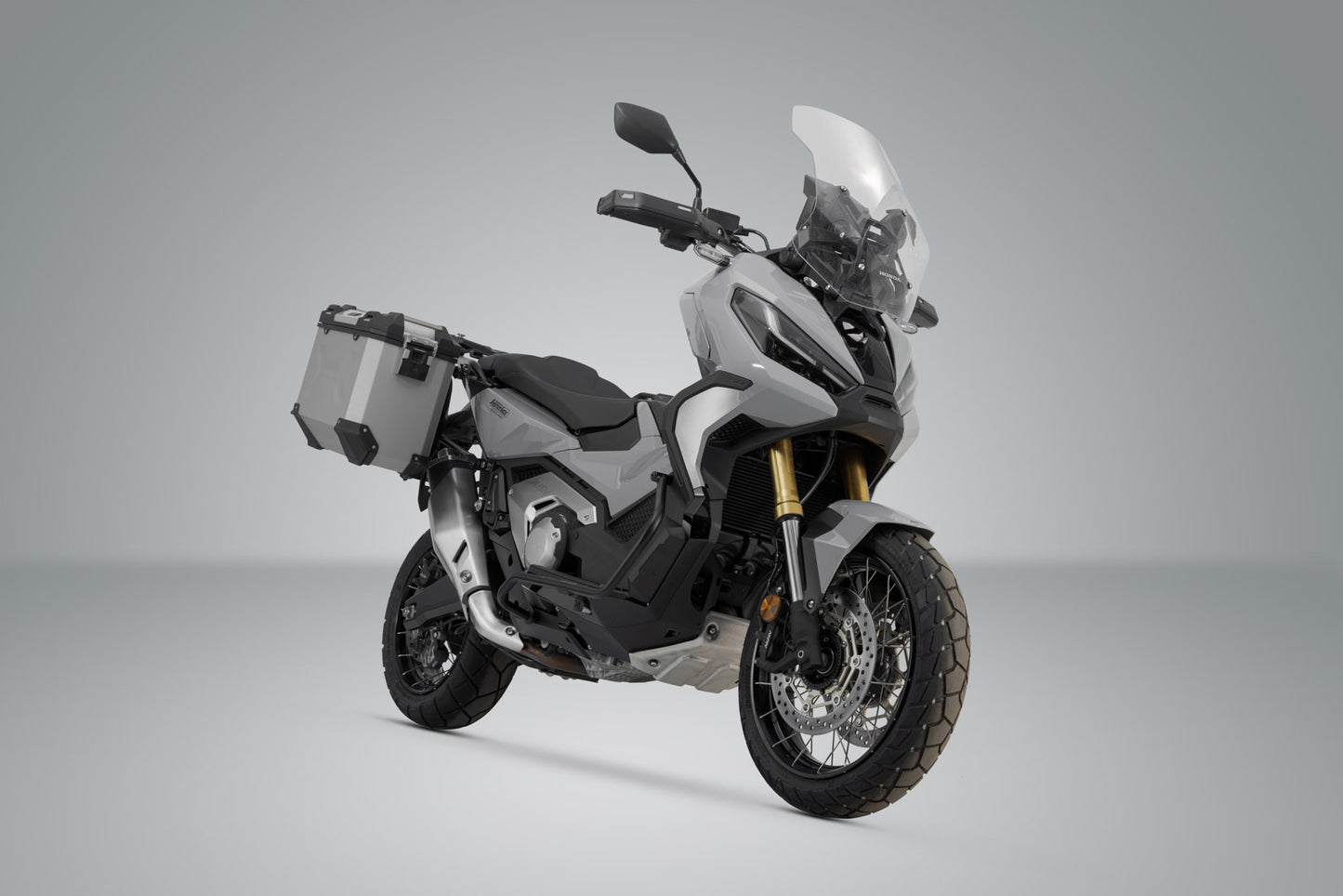 SW-Motech TRAX ADV aluminium case system