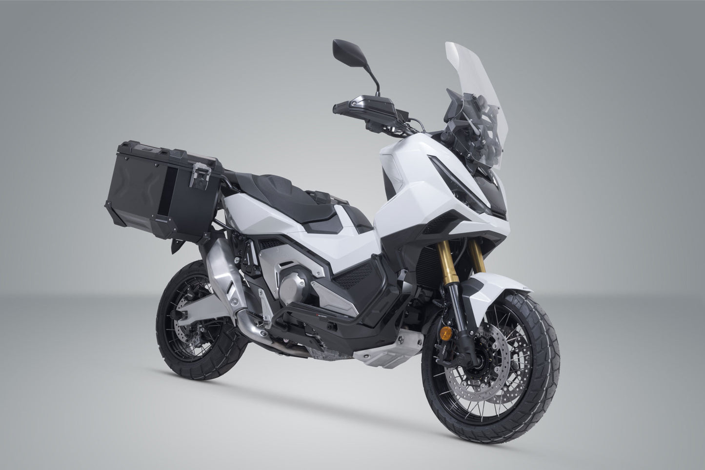 SW-Motech TRAX ADV aluminium case system