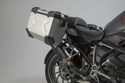 SW-Motech TRAX ADV aluminum case system + Akrapovic
