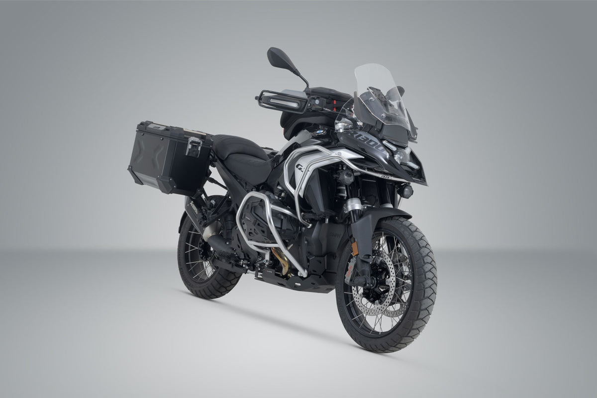 SW-Motech TRAX ADV aluminium case system + Akrapovic