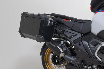SW-Motech TRAX ADV aluminium case system + Akrapovic