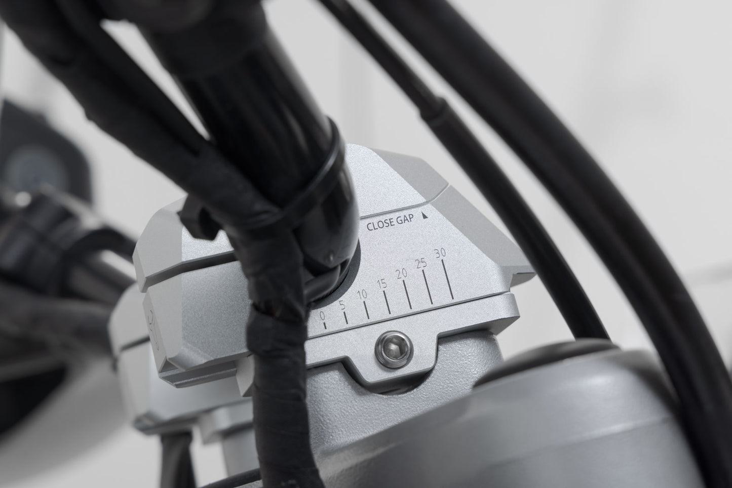 SW-Motech Bar back variable for Ø22 handlebars