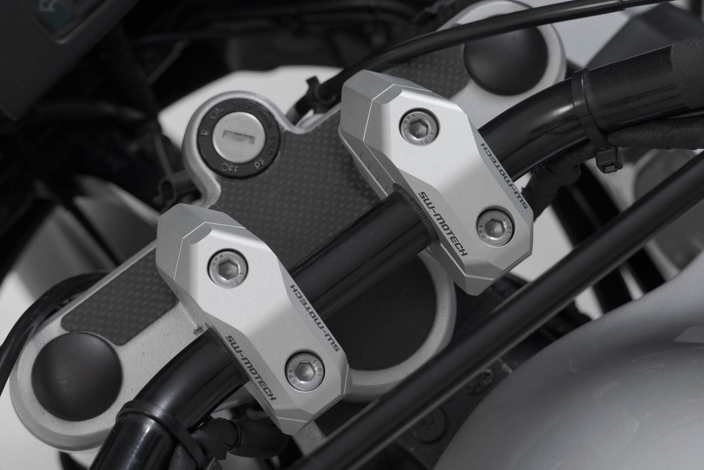 SW-Motech Bar back variable for Ø22 handlebars