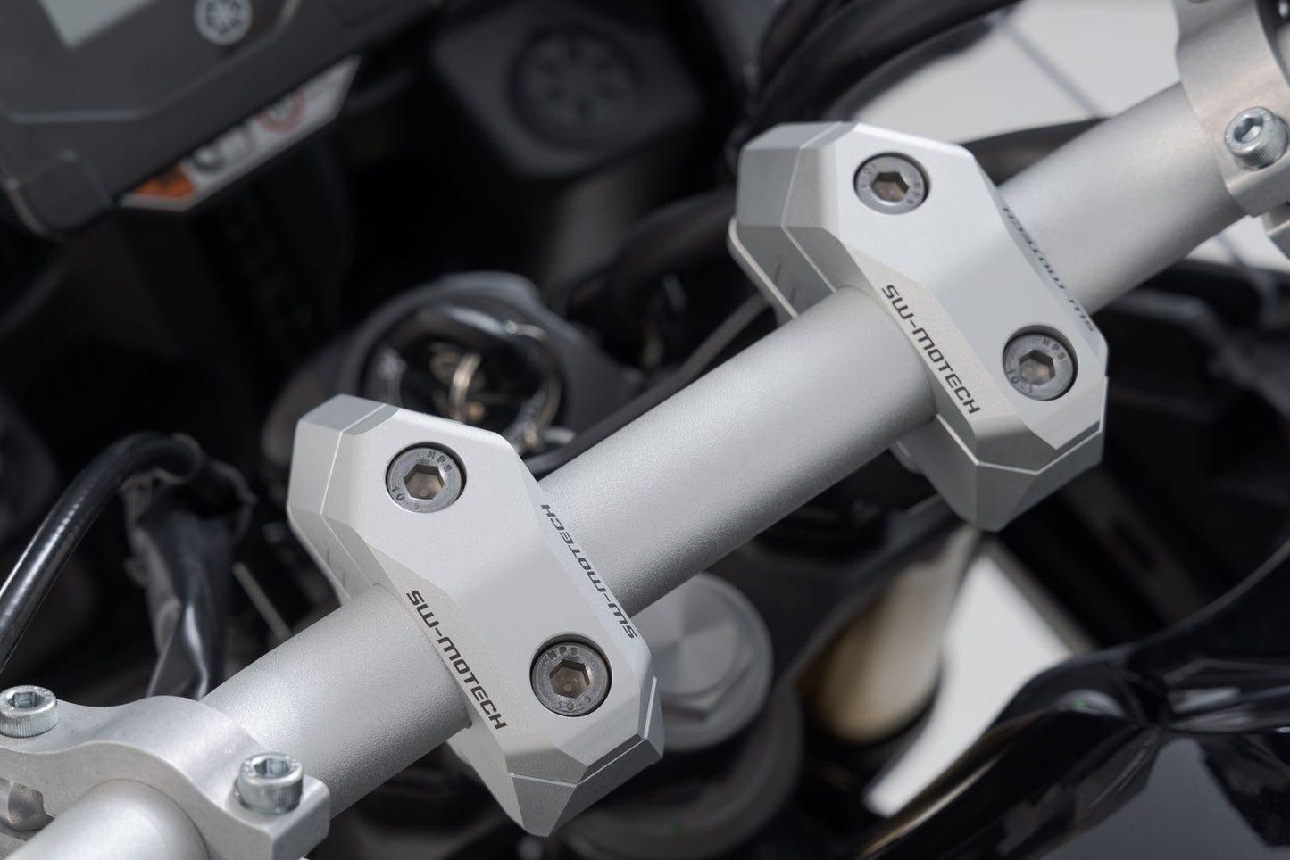 SW-Motech Bar back variable for Ø28 handlebars