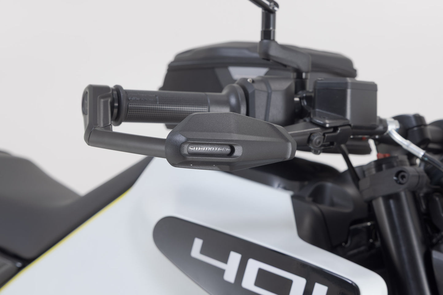 SW-Motech Lever guards with wind protection
