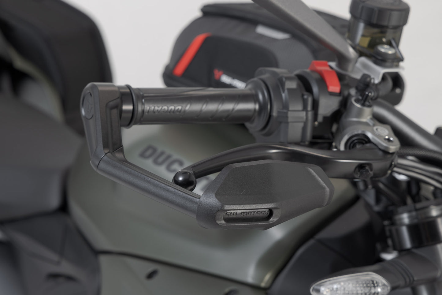 SW-Motech Lever guards with wind protection