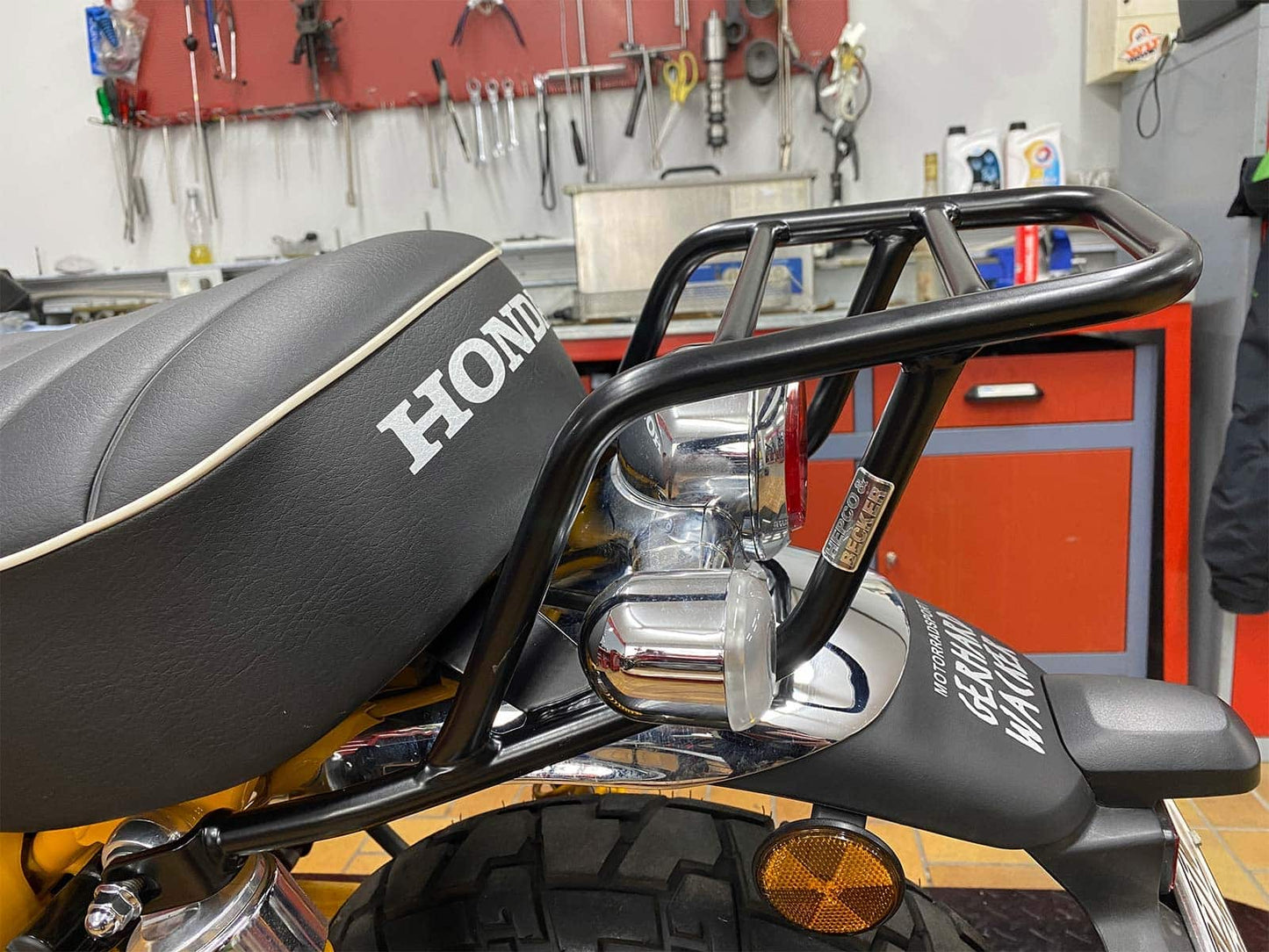 Hepco & Becker Tube rear rack black for Honda Monkey 125 (2019-)