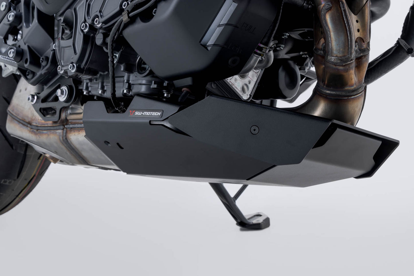 Front spoiler