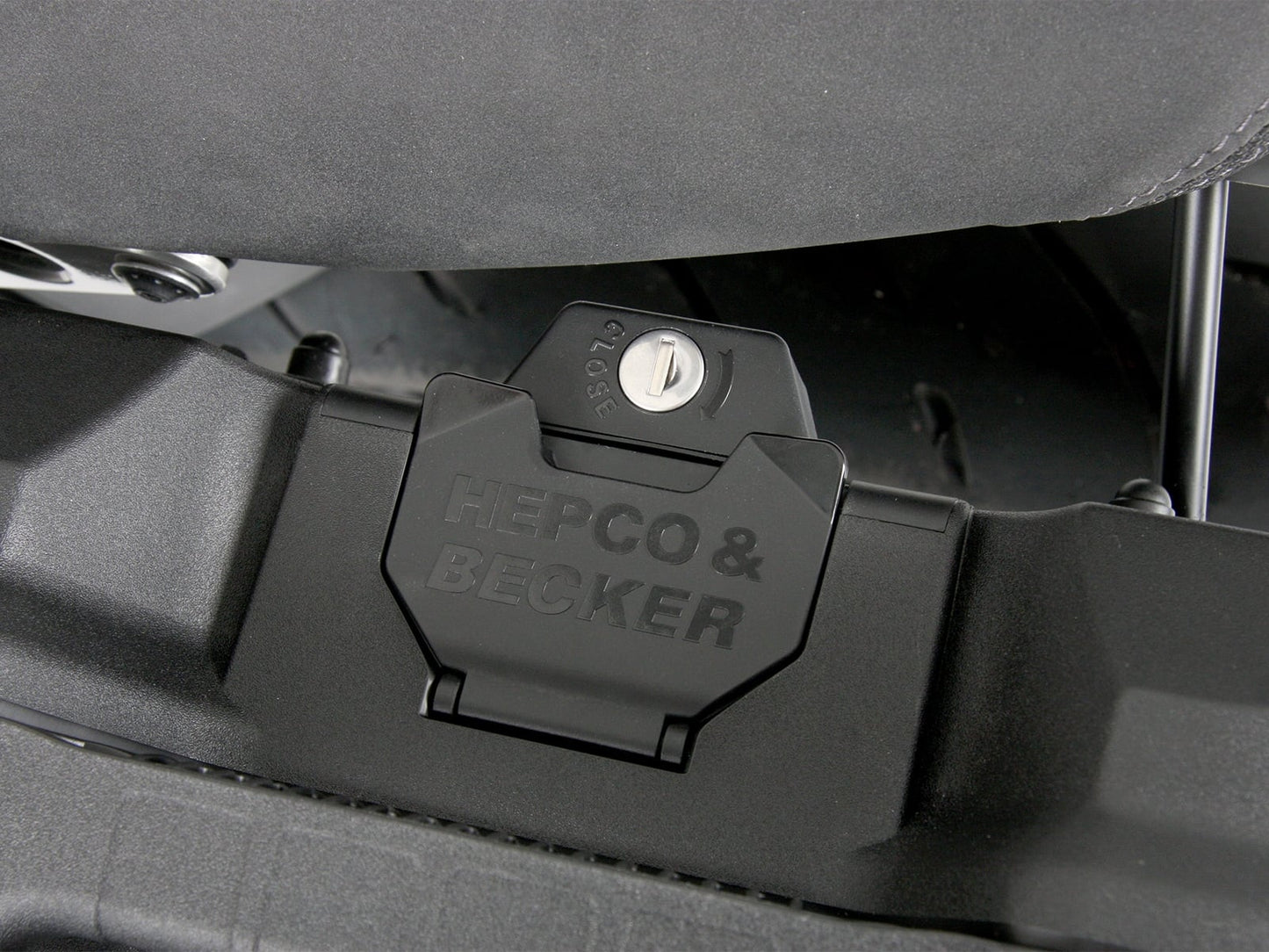 Hepco & Becker Orbit side case set for C-Bow holder