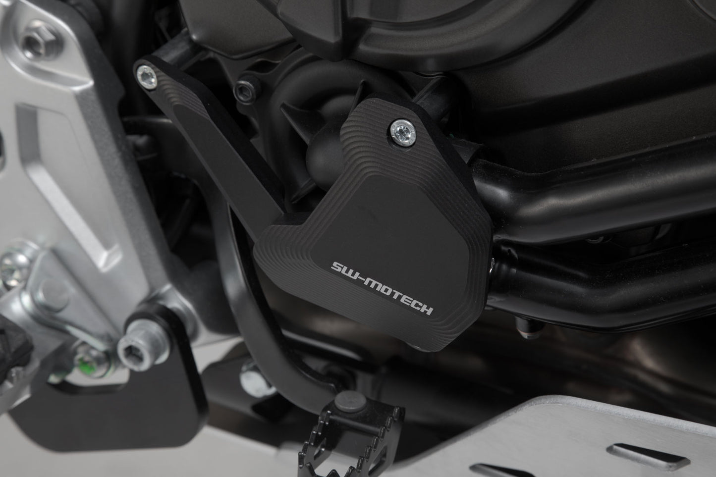 SW-Motech Water pump protection