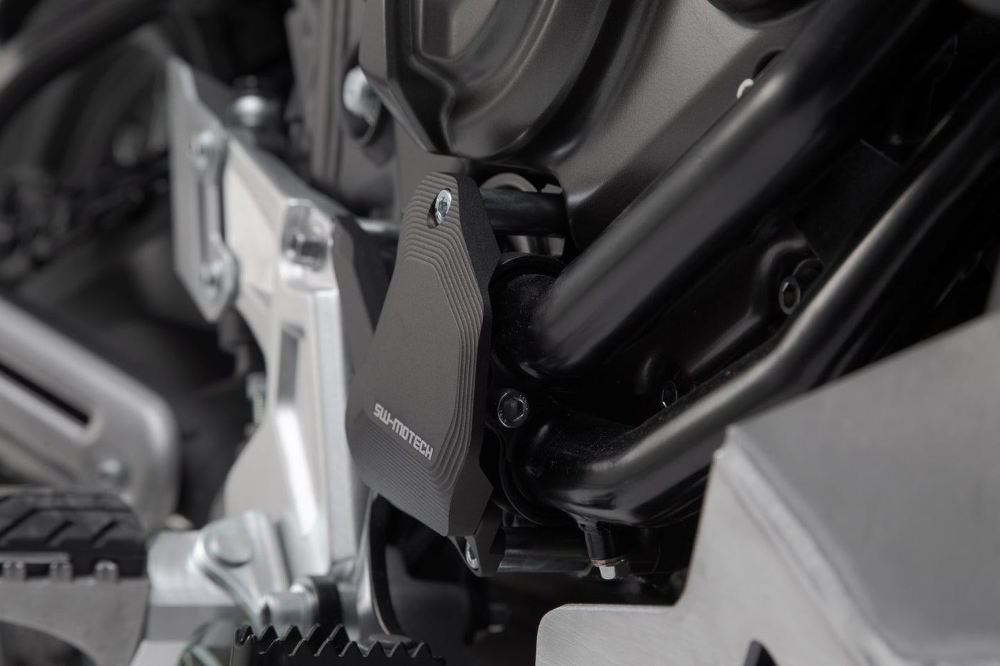 SW-Motech Water pump protection