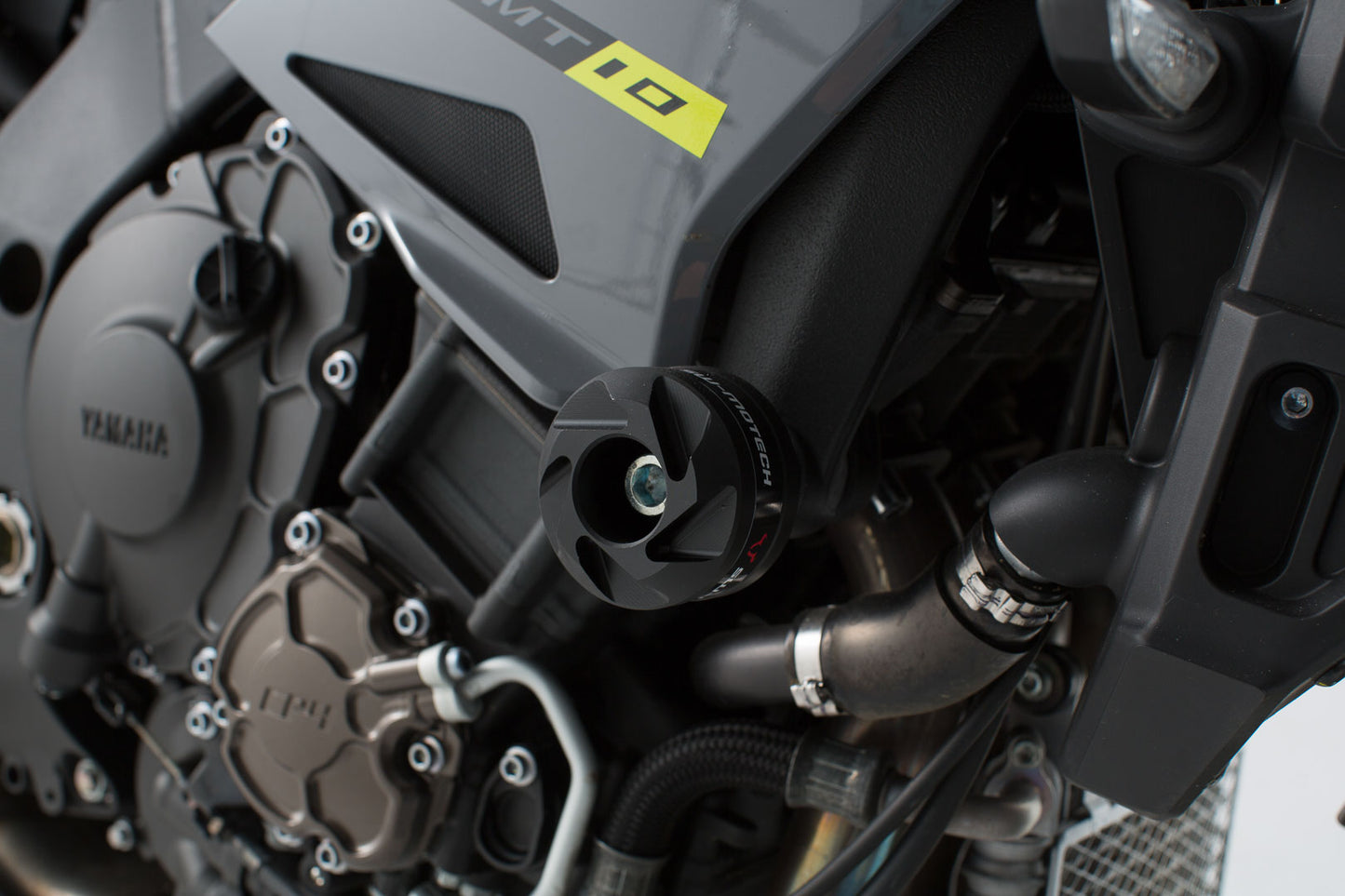Frame slider kit